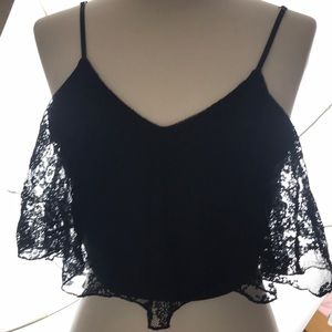 Crop top flowy lace tank black small